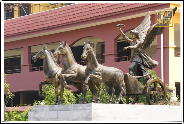 阿波羅戰(zhàn)車銅像.jpg 阿波羅戰(zhàn)車銅像.jpg