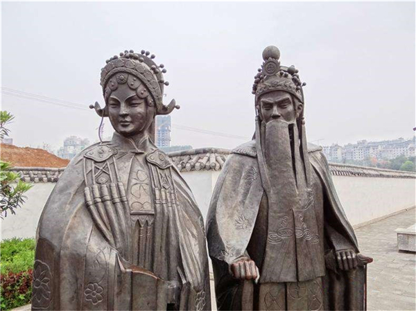 景區戲曲雕塑.jpg 景區戲曲雕塑.jpg