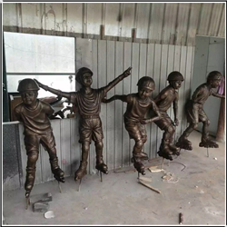 小孩滑輪人物雕塑擺件 小孩滑輪人物雕塑擺件