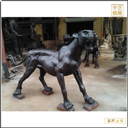 室外大型金錢豹擺件鑄造 室外大型金錢豹擺件鑄造