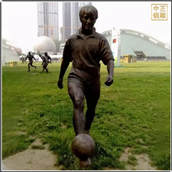 鑄銅關(guān)公 操場(chǎng)男子踢球人物銅雕塑